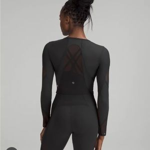 Lululemon Mesh Panel crop long sleeve